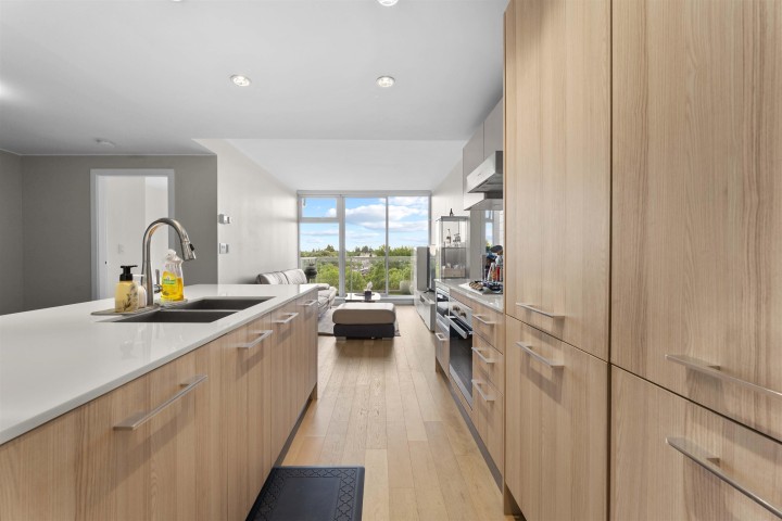 Photo 7 at 806 - 2221 E 30th Avenue, Victoria VE, Vancouver East