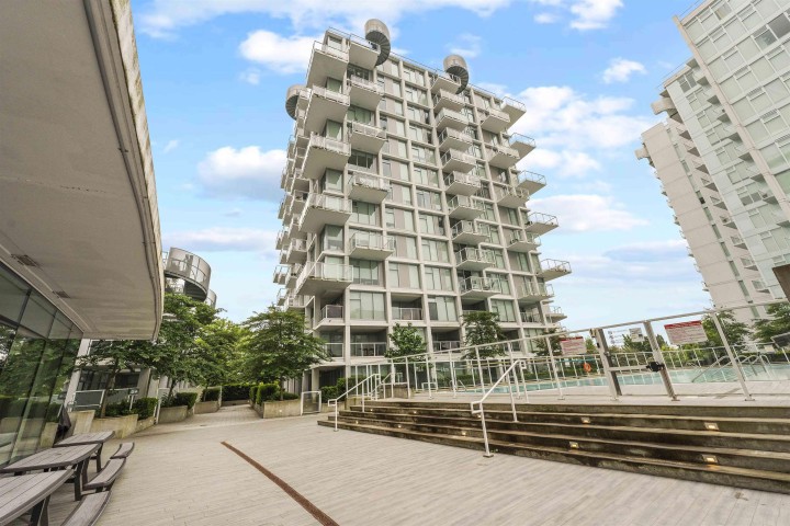 Photo 1 at 806 - 2221 E 30th Avenue, Victoria VE, Vancouver East