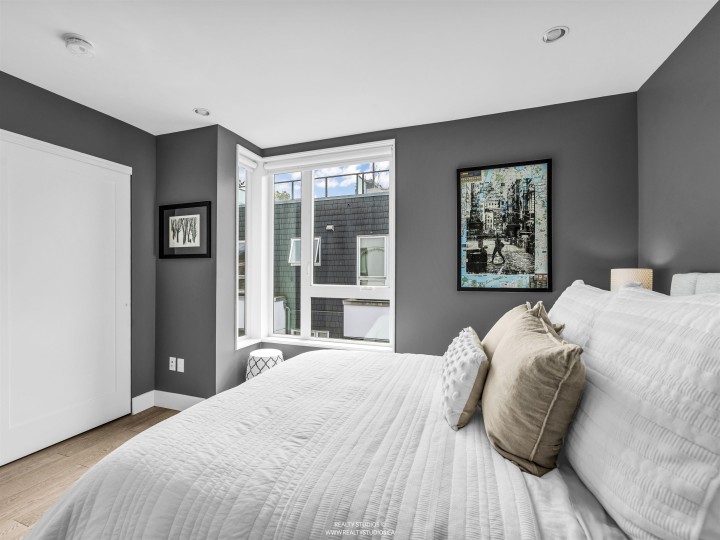 Photo 20 at 627 Victoria Drive, Hastings, Vancouver East