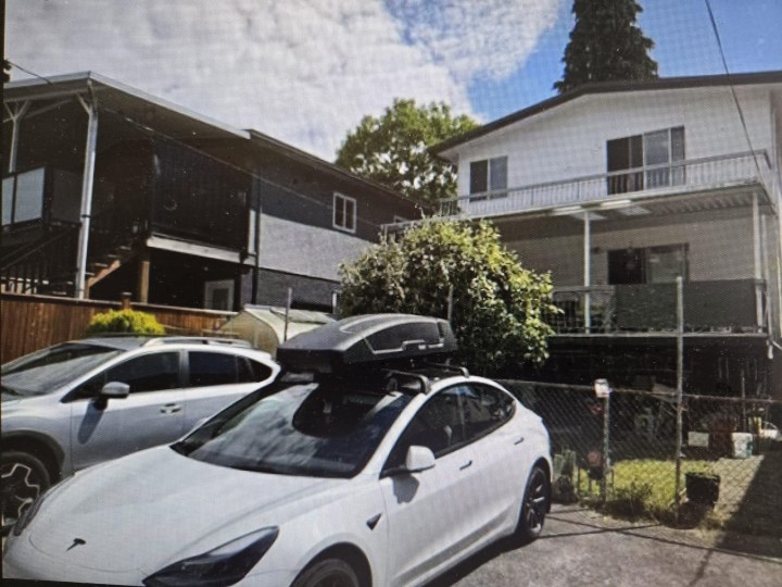 Photo 10 at 5319 Somerville Street, Fraser VE, Vancouver East