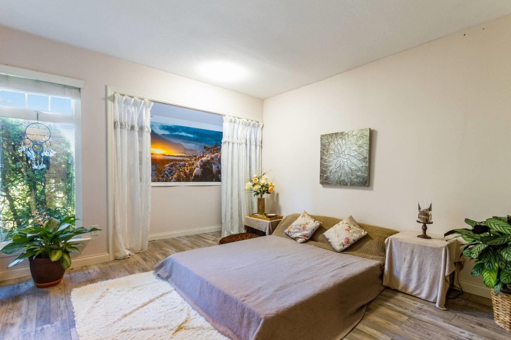 Photo 13 at 2952 W 8th Avenue, Kitsilano, Vancouver West
