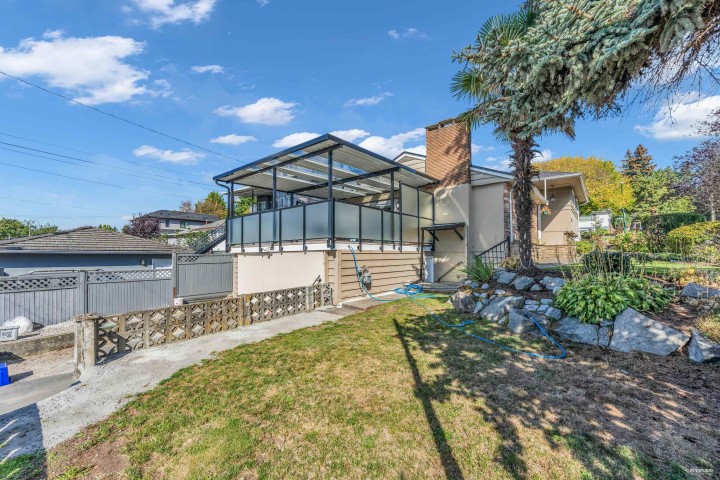 Photo 36 at 8025 Borden Street, Fraserview VE, Vancouver East