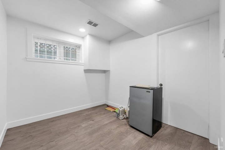 Photo 25 at 8025 Borden Street, Fraserview VE, Vancouver East