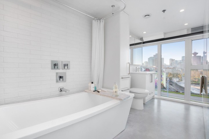 Photo 13 at 624 - 289 Alexander Street, Strathcona, Vancouver East