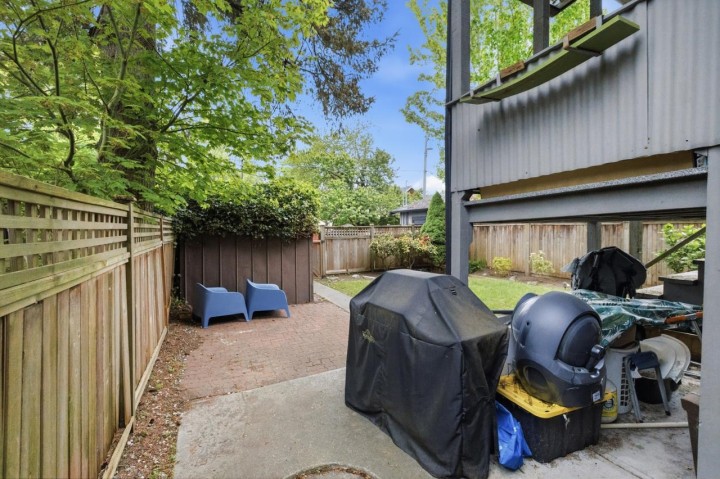 Photo 5 at 21 E 22nd Avenue, Main, Vancouver East