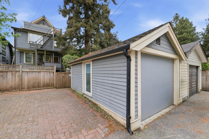 Photo 9 at 21 E 22nd Avenue, Main, Vancouver East