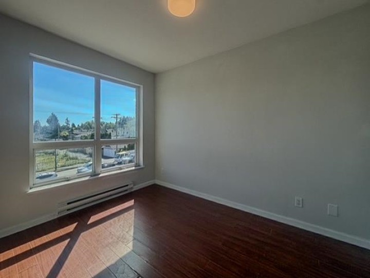Photo 2 at 203 - 2817 Clark Drive, Mount Pleasant VE, Vancouver East