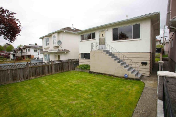 Photo 1 at 2841 Cheyenne Avenue, Collingwood VE, Vancouver East