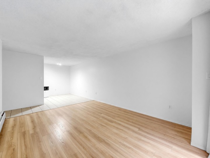 Photo 5 at 111 - 588 E 5 Street, Mount Pleasant VE, Vancouver East