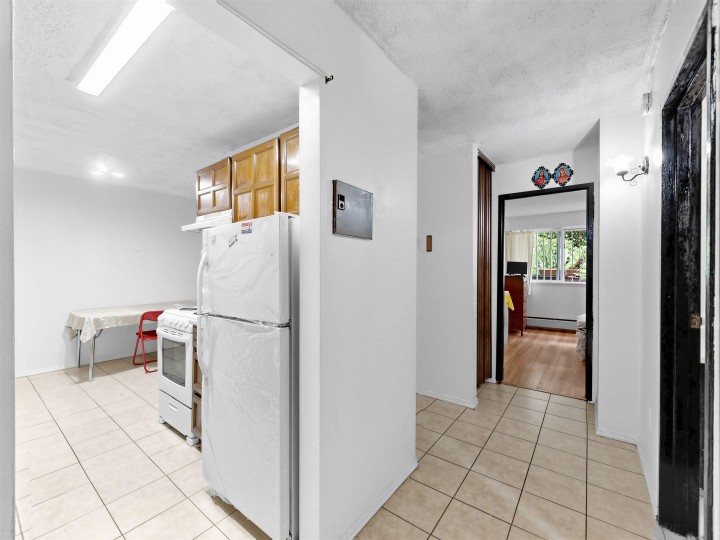 Photo 10 at 111 - 588 E 5 Street, Mount Pleasant VE, Vancouver East