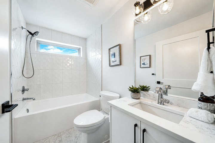 Photo 6 at 1926 William Street, Grandview Woodland, Vancouver East
