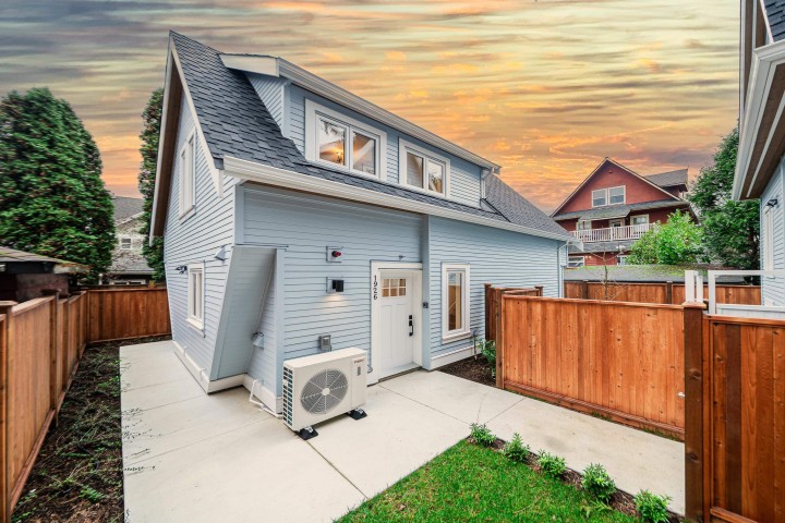Photo 24 at 1926 William Street, Grandview Woodland, Vancouver East