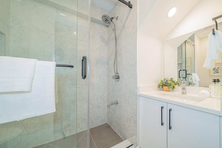 Photo 10 at 1926 William Street, Grandview Woodland, Vancouver East