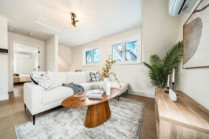 Photo 15 at 1926 William Street, Grandview Woodland, Vancouver East