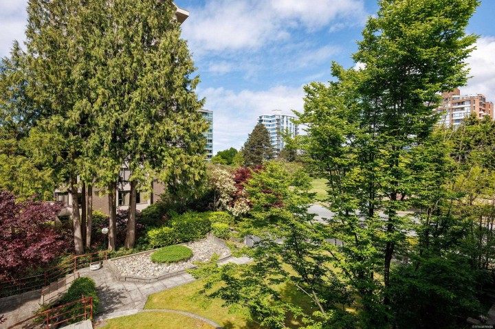 Photo 18 at 204 - 2146 W 43rd Avenue, Kerrisdale, Vancouver West