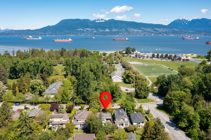 Photo 1 at 4316 W 2nd Avenue, Point Grey, Vancouver West
