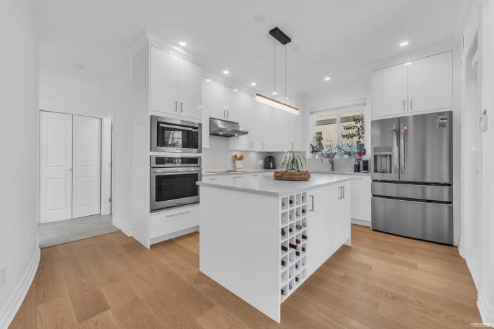Photo 14 at 2459 Mathers Avenue, Dundarave, West Vancouver