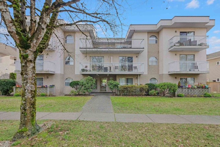 Photo 24 at 303 - 458 E 44th Avenue, Fraser VE, Vancouver East