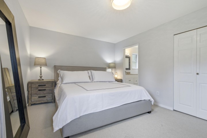 Photo 17 at 1659 Deep Cove Road, Deep Cove, North Vancouver