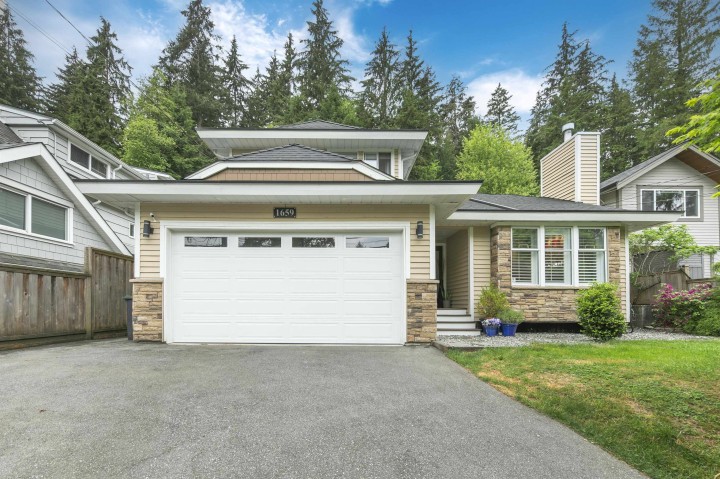 Photo 1 at 1659 Deep Cove Road, Deep Cove, North Vancouver