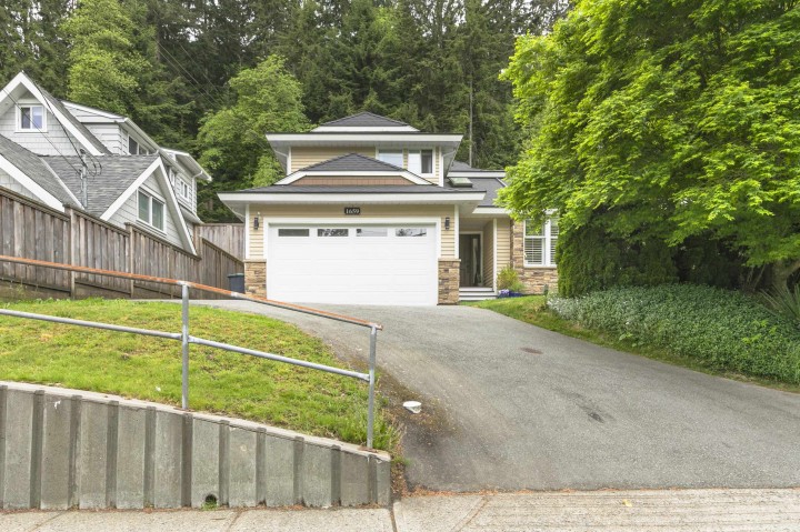 Photo 29 at 1659 Deep Cove Road, Deep Cove, North Vancouver