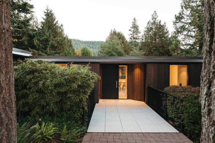 Photo 1 at 6510 Madrona Crescent, Horseshoe Bay WV, West Vancouver