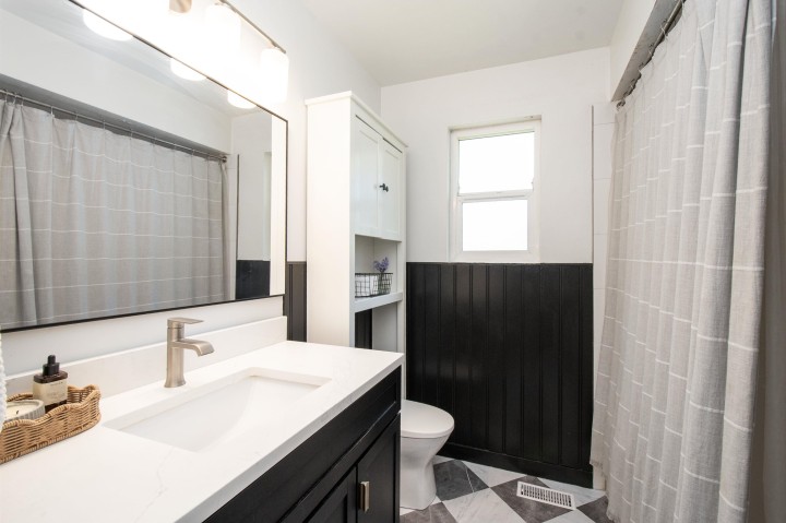 Photo 11 at 361 W 19th Street, Central Lonsdale, North Vancouver