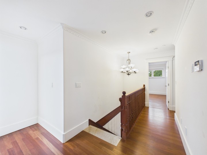 Photo 18 at 3394 Seaforth Drive, Renfrew Heights, Vancouver East