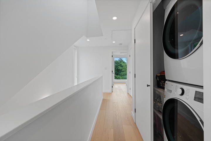 Photo 26 at 201 - 650 E 2nd Street, Lower Lonsdale, North Vancouver