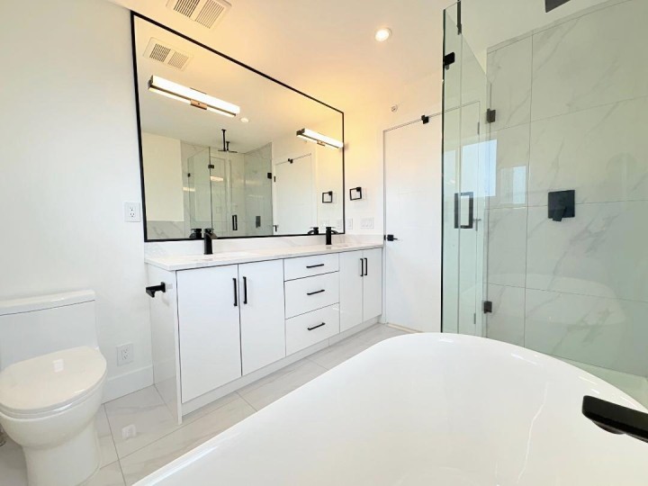 Photo 18 at 2026 E 32nd Avenue, Victoria VE, Vancouver East