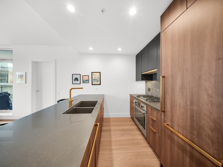 Photo 6 at 404 - 2375 Emery Court, Lynn Valley, North Vancouver