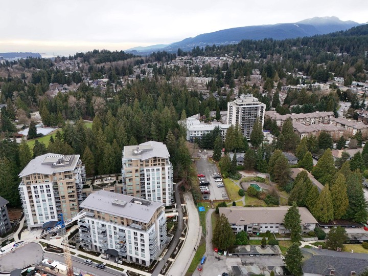 Photo 22 at 404 - 2375 Emery Court, Lynn Valley, North Vancouver