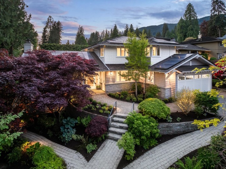 Photo 1 at 1411 29th Street, Altamont, West Vancouver