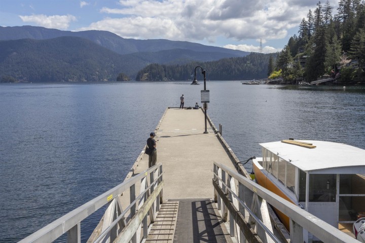Photo 28 at 2 - 2151 Banbury Road, Deep Cove, North Vancouver