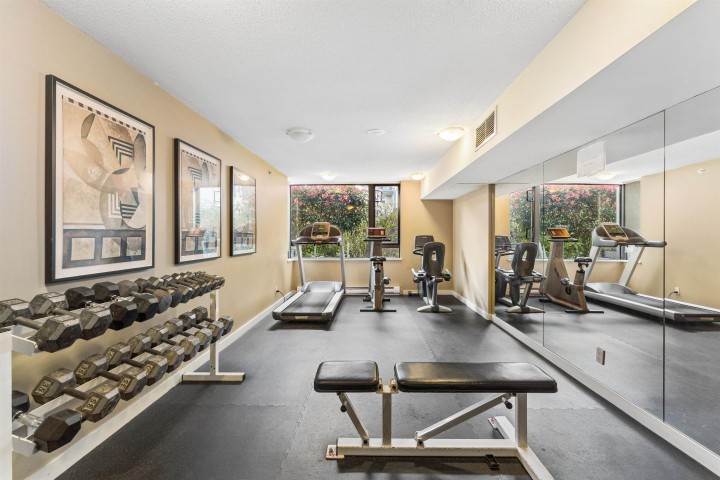 Photo 2 at 1209 - 3588 Crowley Drive, Collingwood VE, Vancouver East