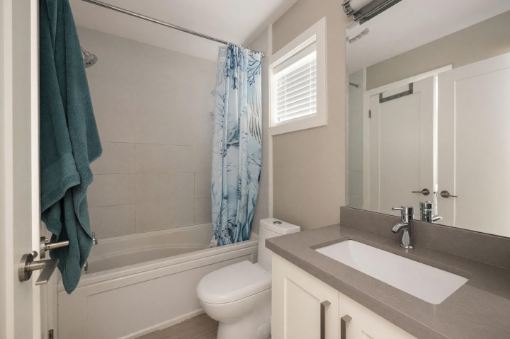 Photo 27 at 481 W Windsor Road, Upper Lonsdale, North Vancouver