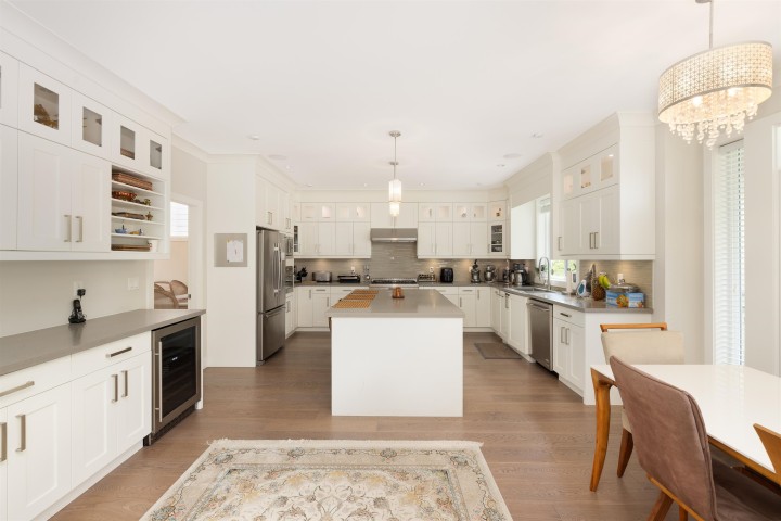 Photo 17 at 481 W Windsor Road, Upper Lonsdale, North Vancouver