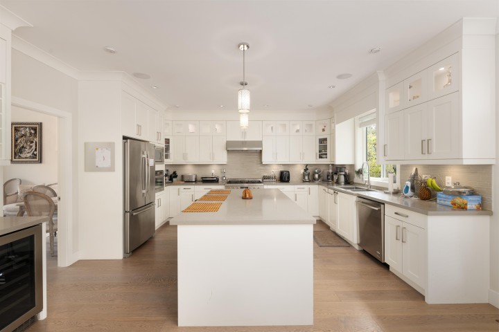 Photo 18 at 481 W Windsor Road, Upper Lonsdale, North Vancouver