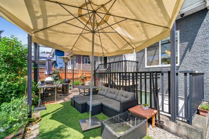 Photo 12 at 3034 Kings Avenue, Collingwood VE, Vancouver East