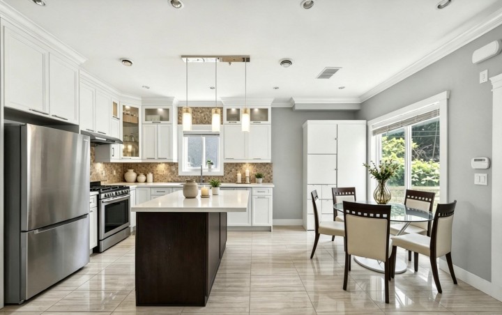 Photo 3 at 3034 Kings Avenue, Collingwood VE, Vancouver East