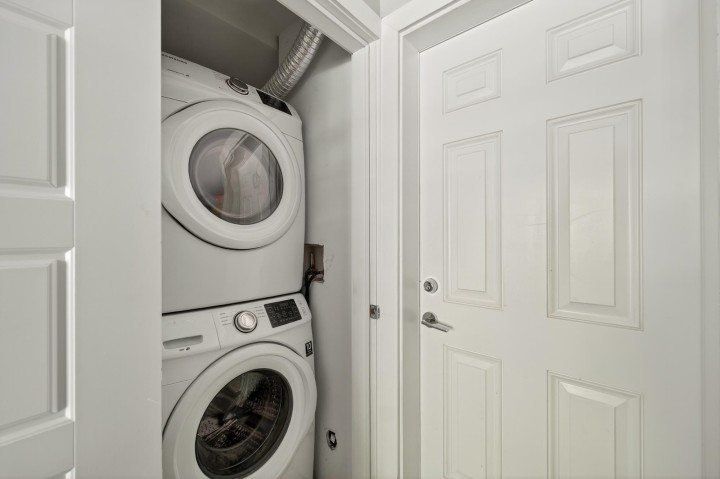 Photo 8 at 3034 Kings Avenue, Collingwood VE, Vancouver East