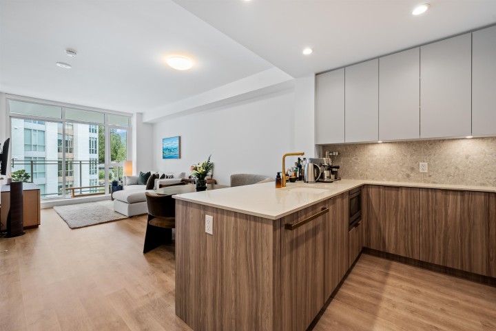 Photo 5 at 505 - 2385 Emery Court, Lynn Valley, North Vancouver