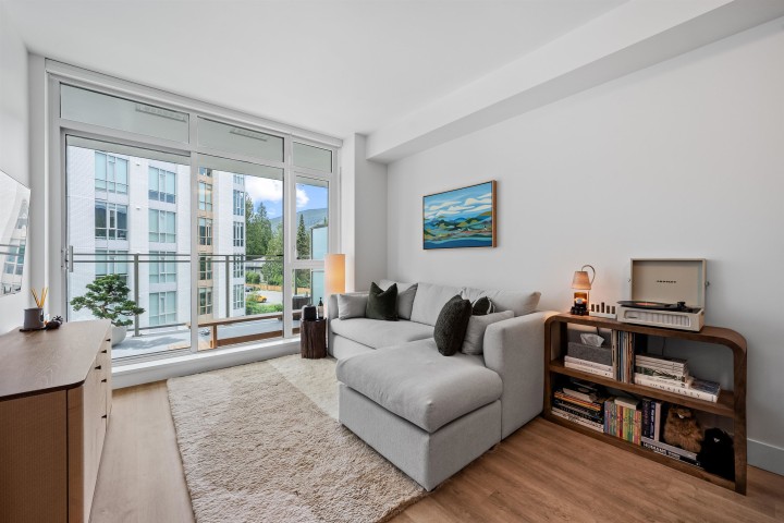 Photo 10 at 505 - 2385 Emery Court, Lynn Valley, North Vancouver