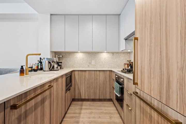 Photo 4 at 505 - 2385 Emery Court, Lynn Valley, North Vancouver