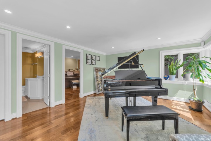 Photo 27 at 880 Younette Drive, Sentinel Hill, West Vancouver