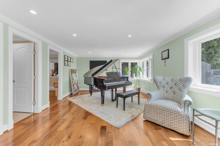 Photo 28 at 880 Younette Drive, Sentinel Hill, West Vancouver