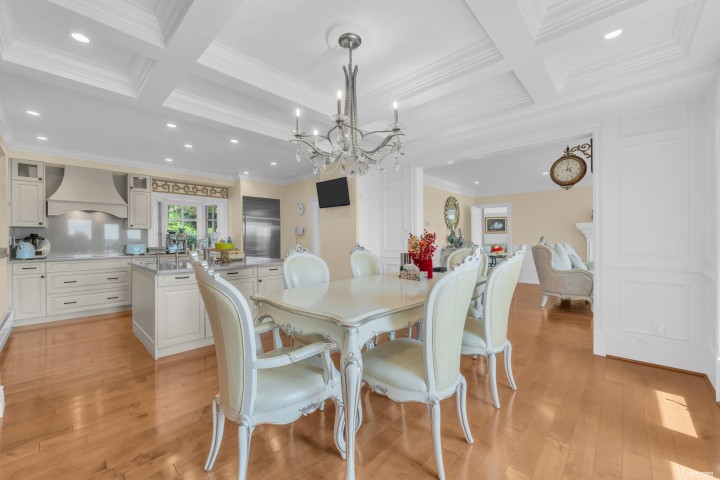 Photo 9 at 880 Younette Drive, Sentinel Hill, West Vancouver