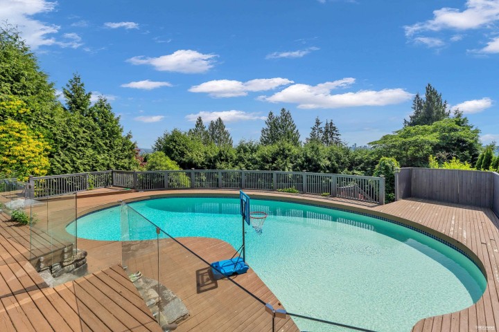Photo 30 at 880 Younette Drive, Sentinel Hill, West Vancouver
