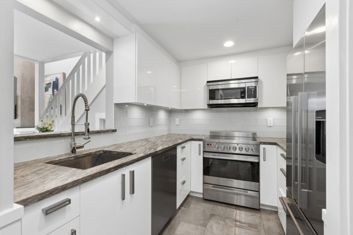Photo 13 at 303 - 1702 Chesterfield Avenue, Central Lonsdale, North Vancouver