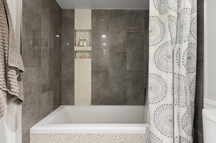 Photo 24 at 303 - 1702 Chesterfield Avenue, Central Lonsdale, North Vancouver